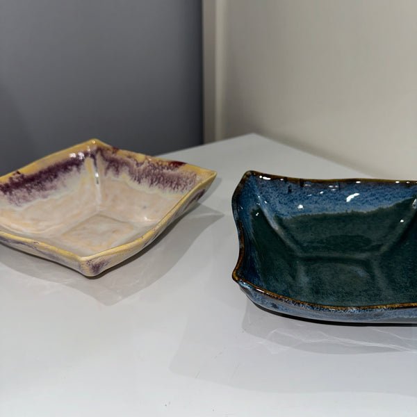 Medium Curved Square Bowl