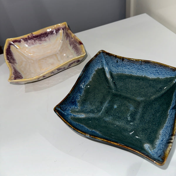 Medium Curved Square Bowl