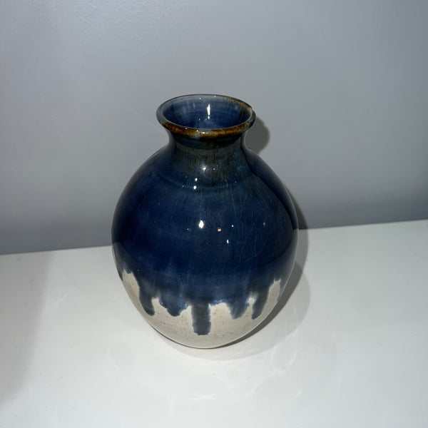 Rounded Drip Vase-Medium