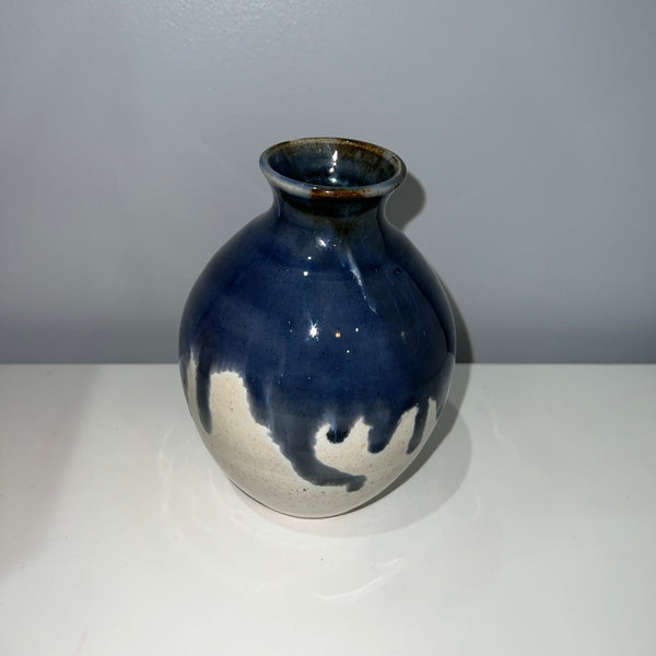 Rounded Drip Vase-Medium